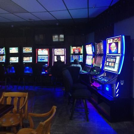 Macklin Hotel Luaran gambar